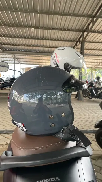 Helm Cargloss